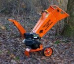 Professional Wood Chipper, Compact Commercial Chipper, Garden Shredder, Wood chipper in forest